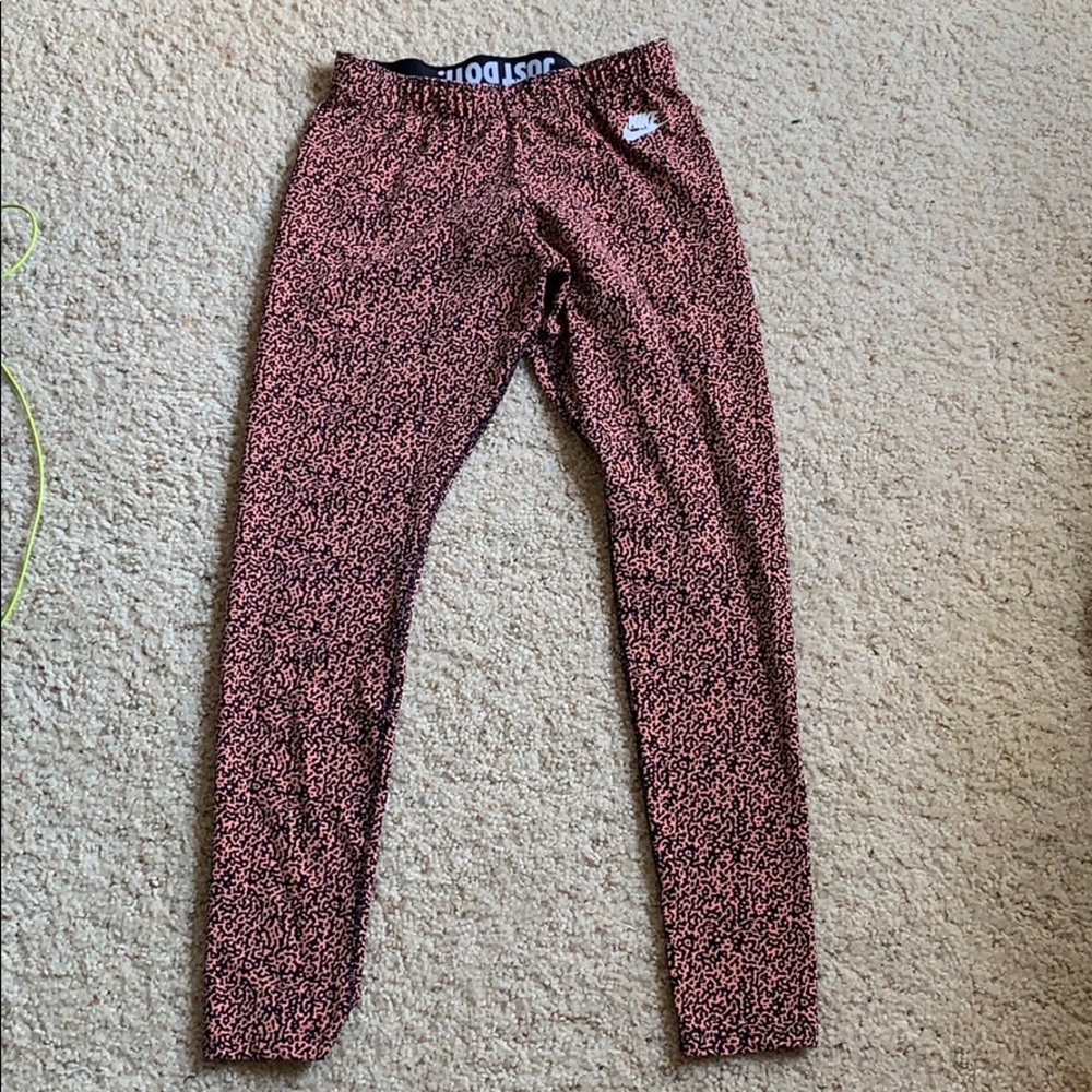 Cheetah print Nike leggings